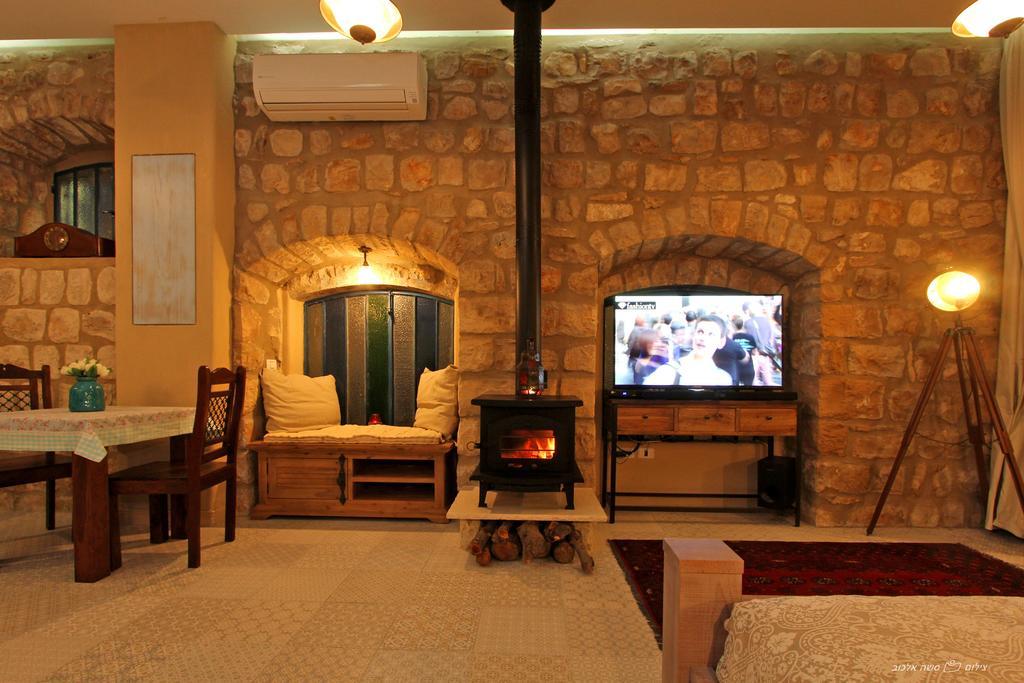 Hotel Beit Ha'Omanim Safed Zimmer foto